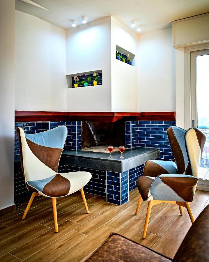 Kore Suites&Apartments ロクリ エクステリア 写真