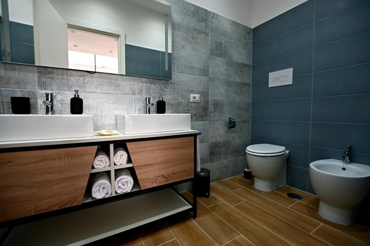 Kore Suites&Apartments ロクリ エクステリア 写真